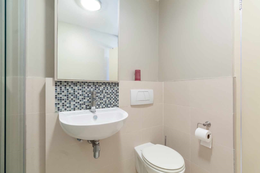 2 Bedroom Property for Sale in Sea Point Western Cape